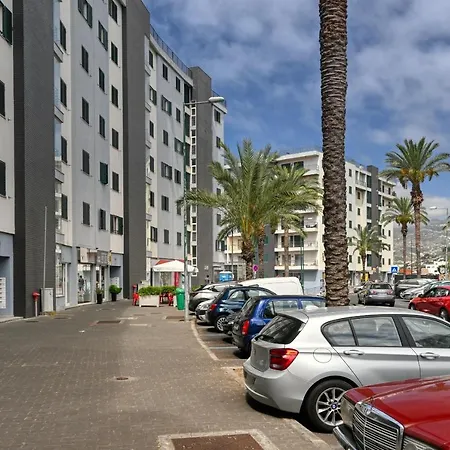 Forum Escape, A In Madeira * 푼샬